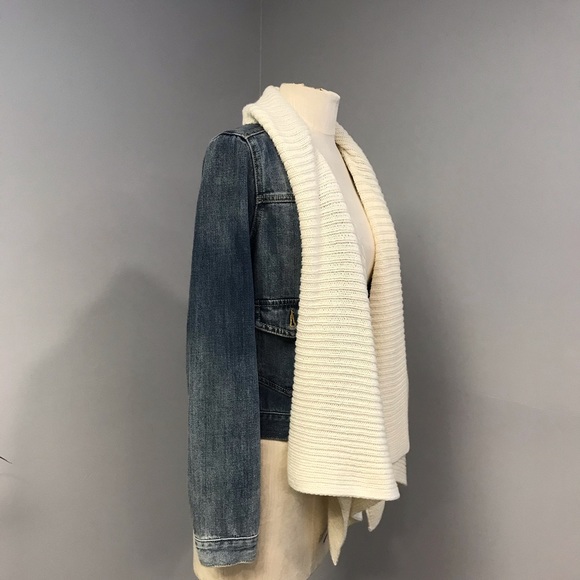 Abercrombie & Fitch jean jacket size Xs